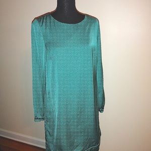 Loft Beautiful  green and black cocktail dress  size 8
